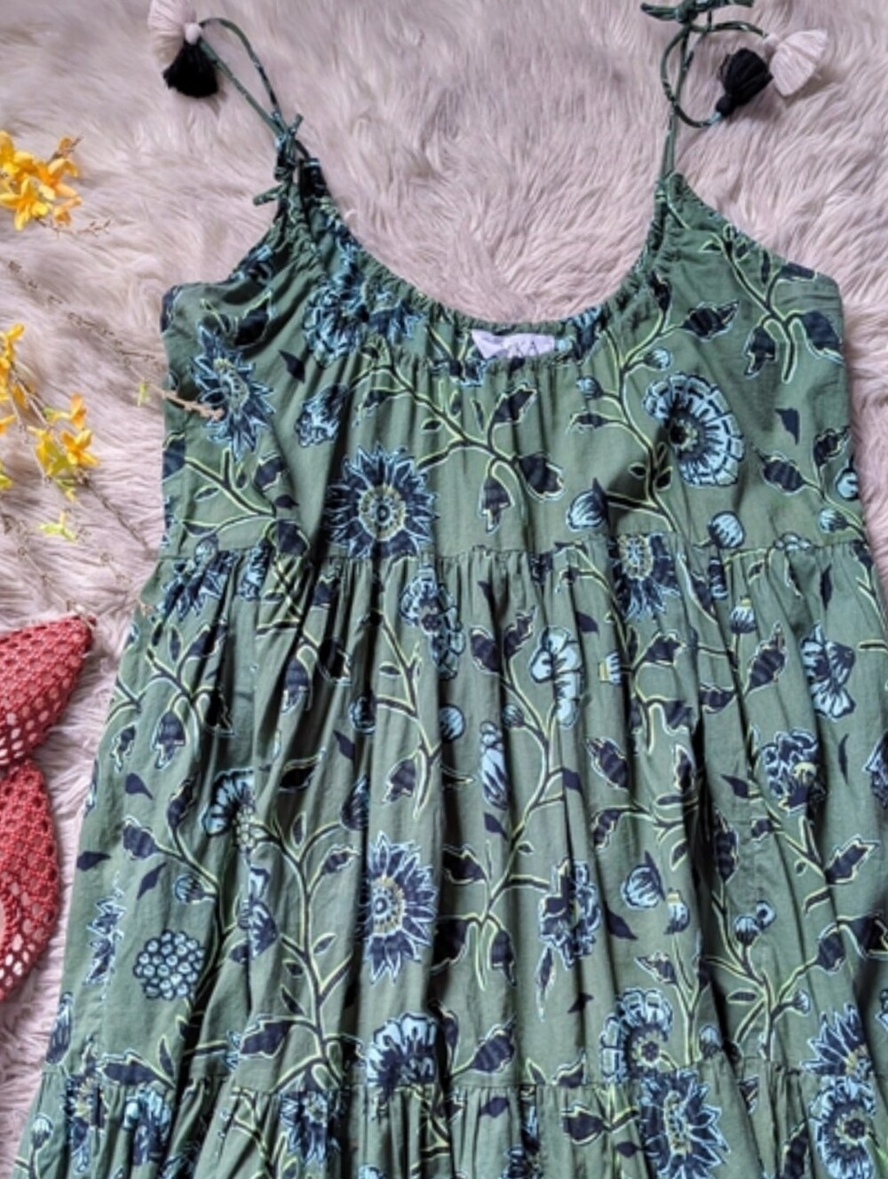 EUC Omika Floral Tiered Midi Dress in Green